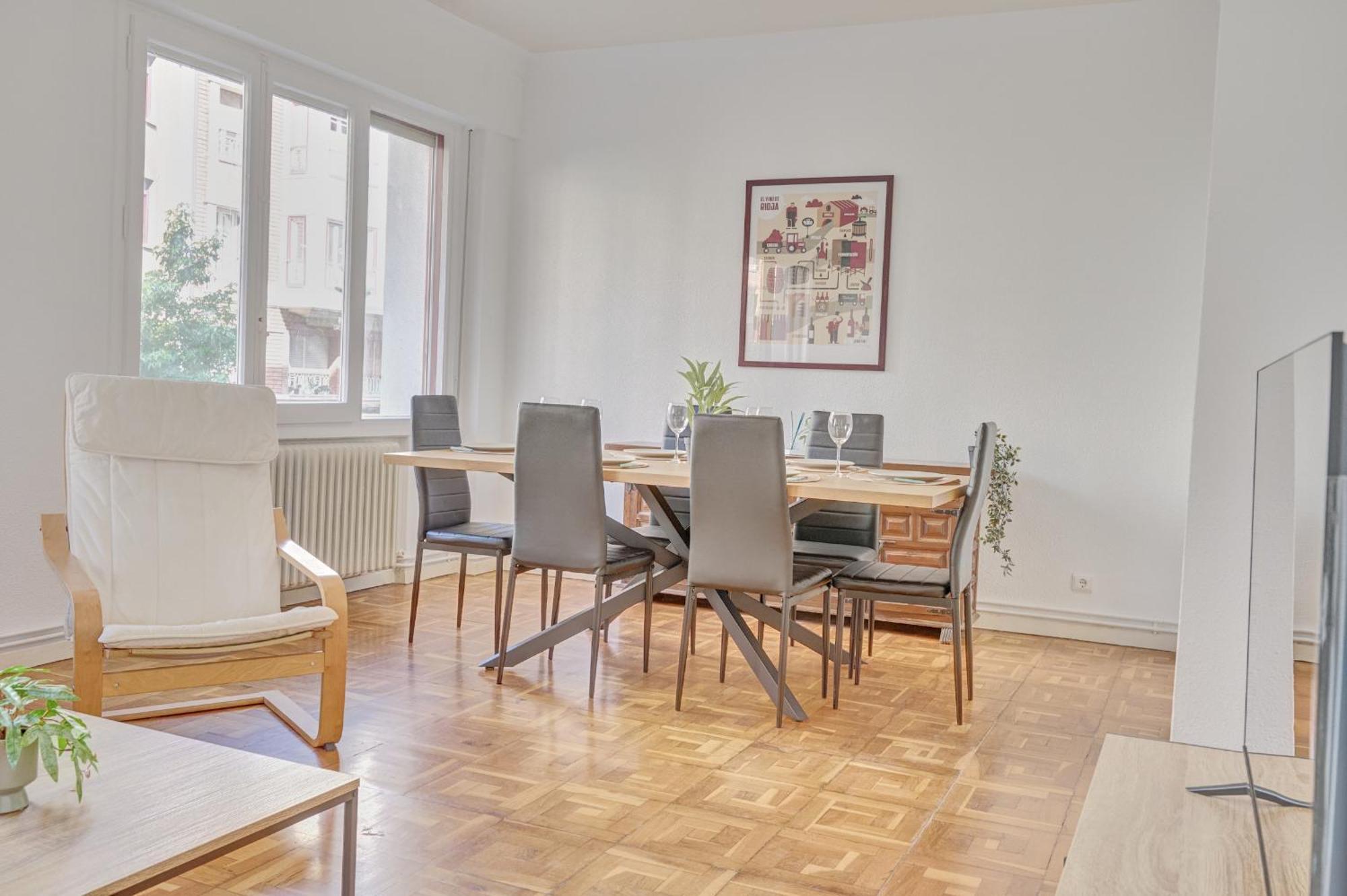 Apartamento Tempranillo Logrono By Clabao Exterior photo